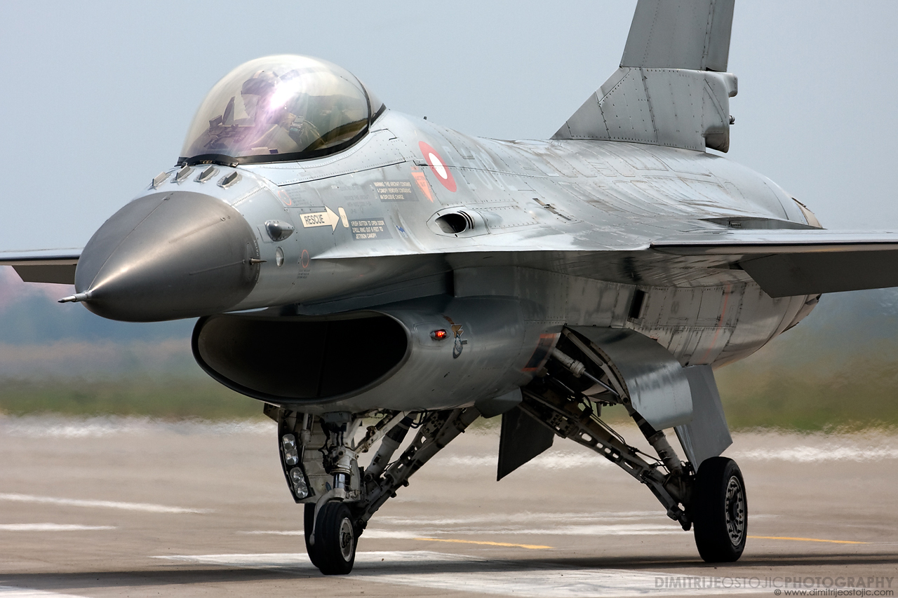 F-16 Denmark , Batajnica 2009 © www.dimitrijeostojic.com