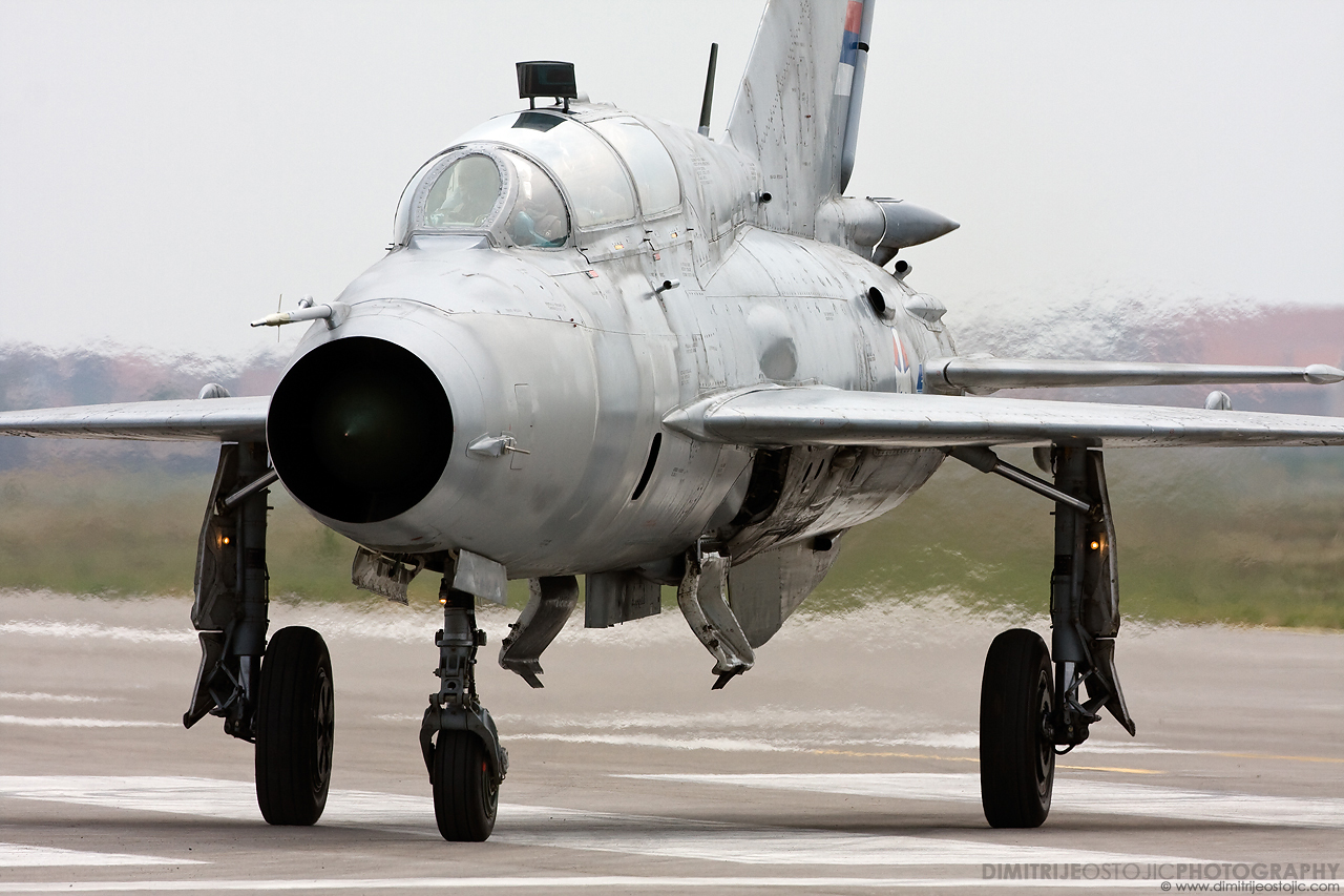 MiG-21 vipvo, Batajnica 2009 © www.dimitrijeostojic.com